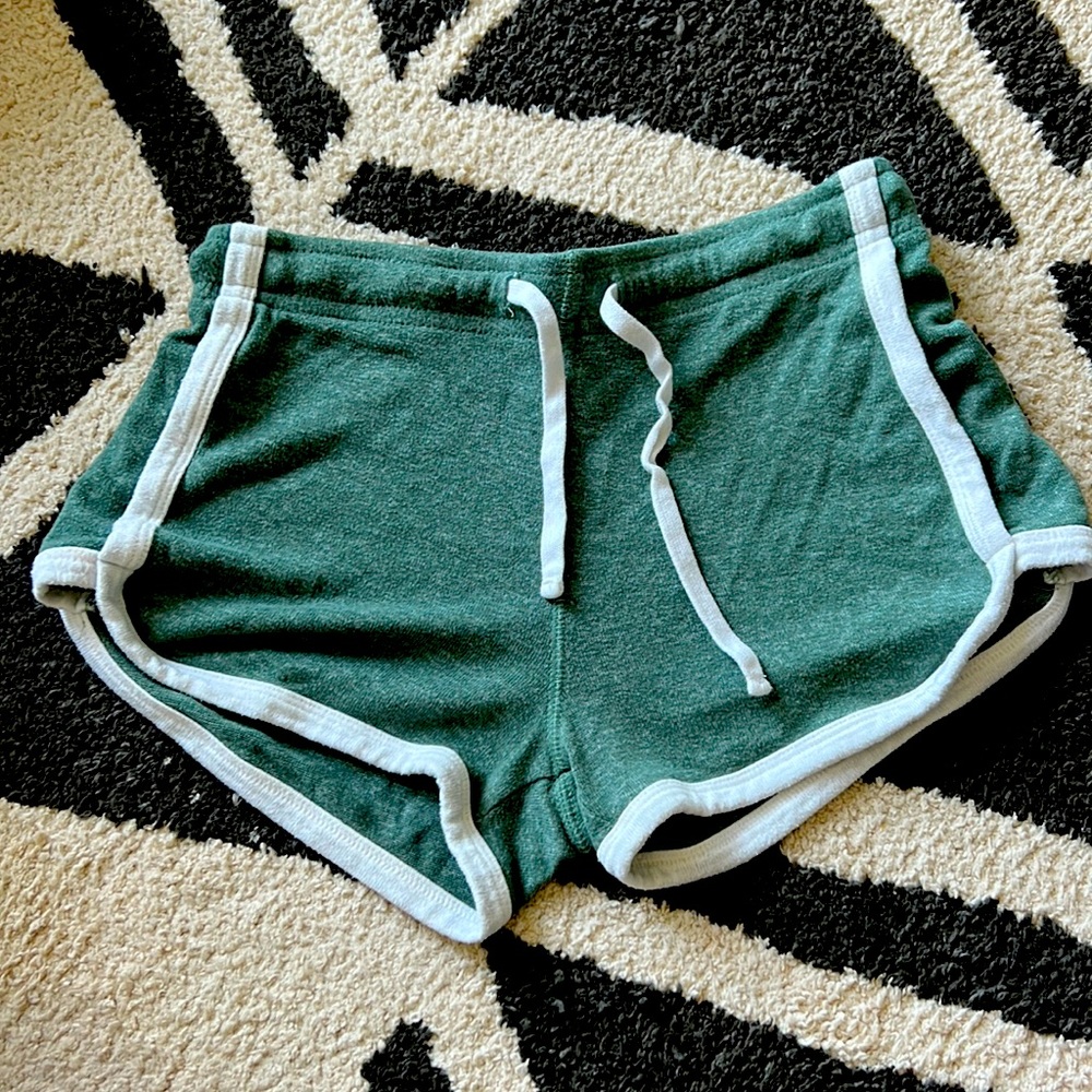 AERO shorts